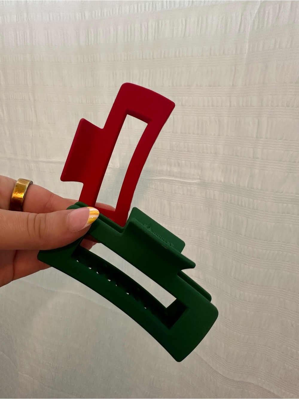 Colorblock Red and Green Matte Hair Claw Clip